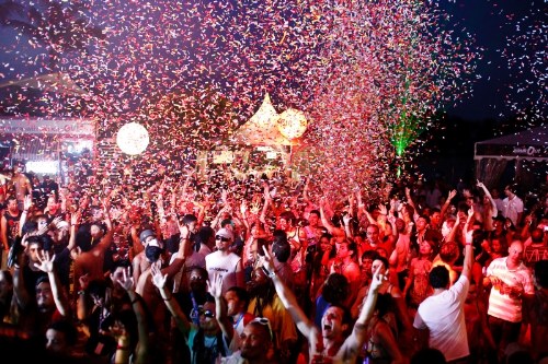 amazing-cluubs-1