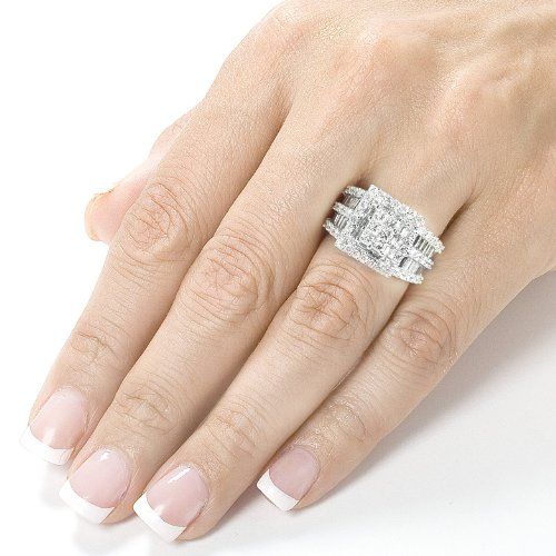 diamond-engagement-rings-on-fingers-aktdghl